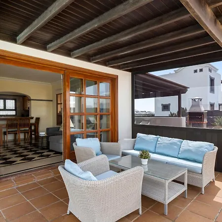 Zafiro 10 By Escape Playa Blanca (Lanzarote)