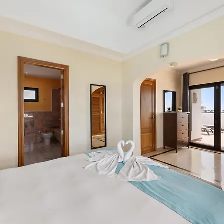 Zafiro 10 By Escape Playa Blanca (Lanzarote)